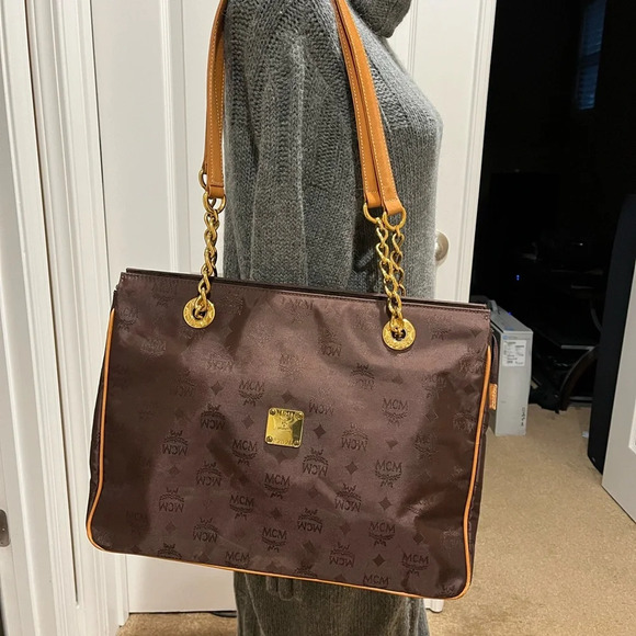 MCM Vintage Zippered Tote - Picture 16 of 16